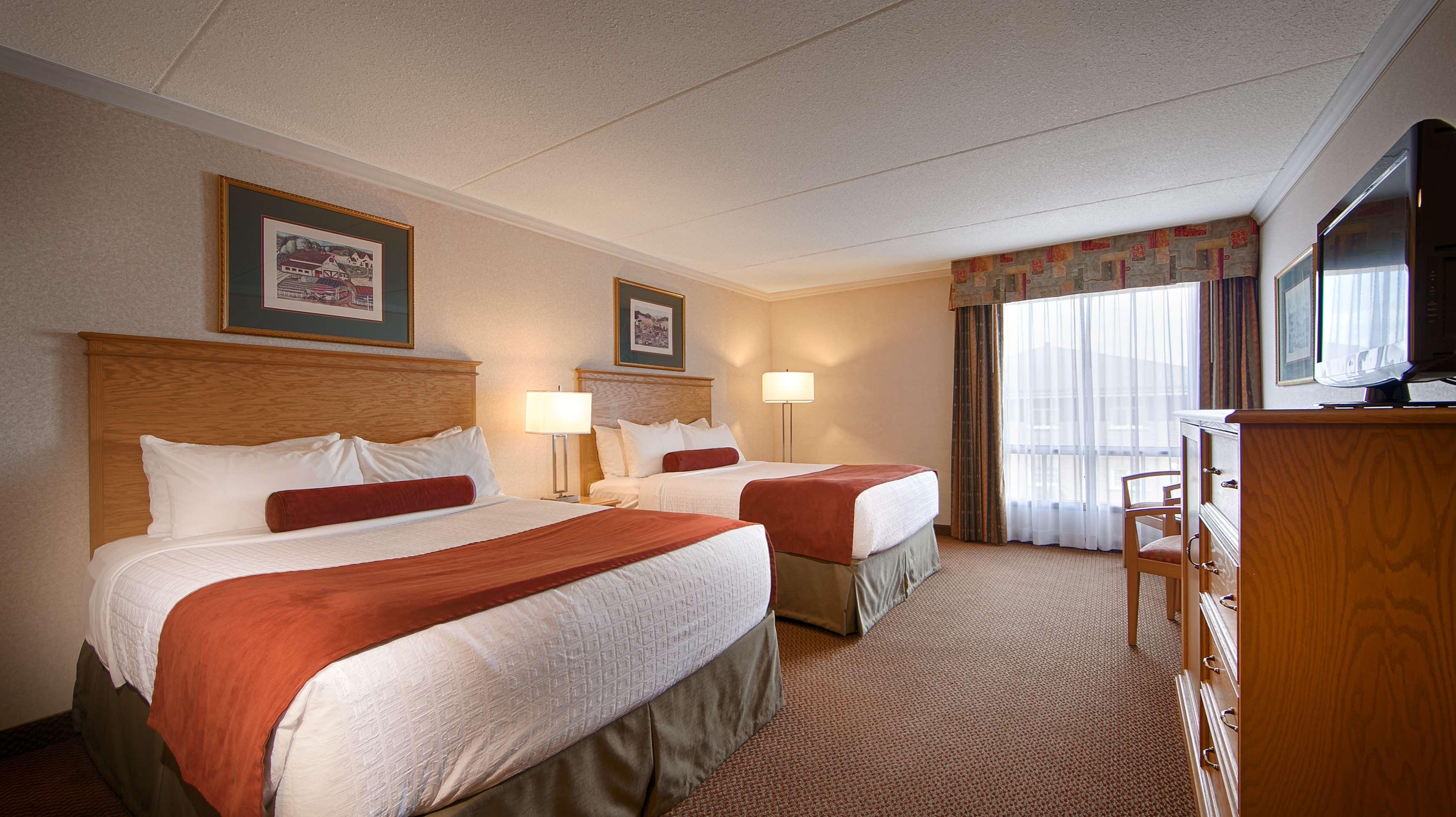 Best Western Plus Cobourg Inn & Convention Centre Экстерьер фото