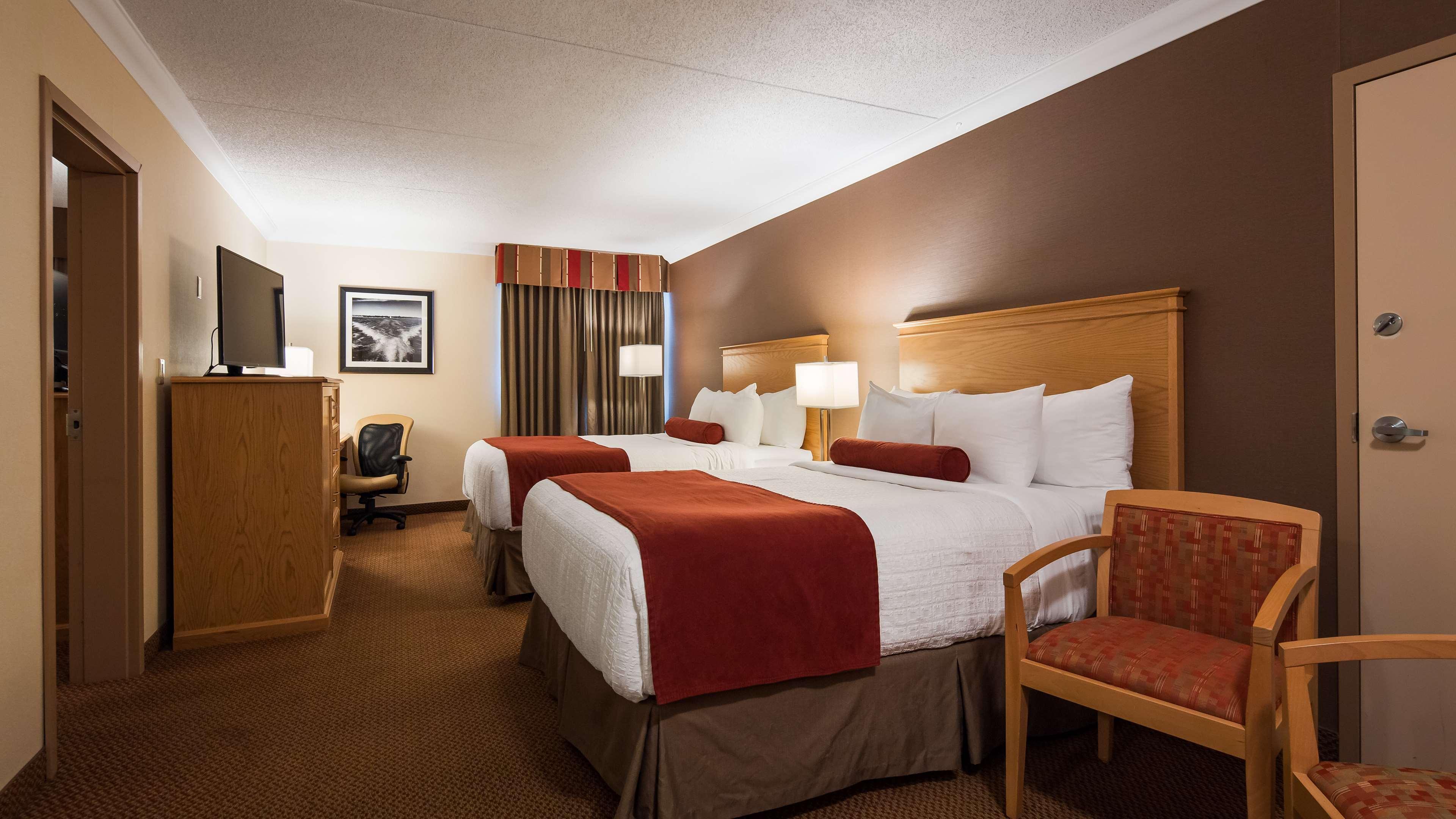 Best Western Plus Cobourg Inn & Convention Centre Экстерьер фото